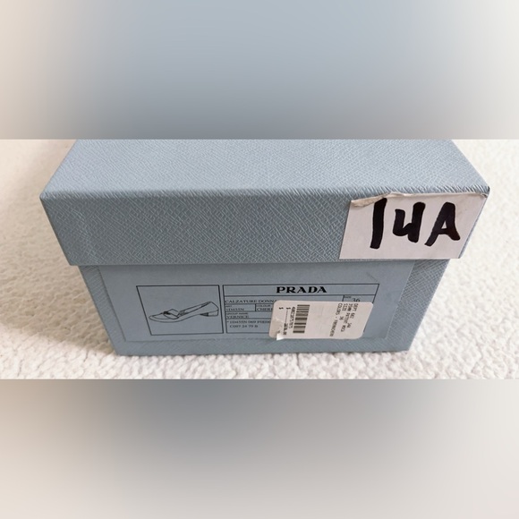 PRADA Women’s Triangle Logo patent Leather Pumps Loafers - Picture 13 of 13